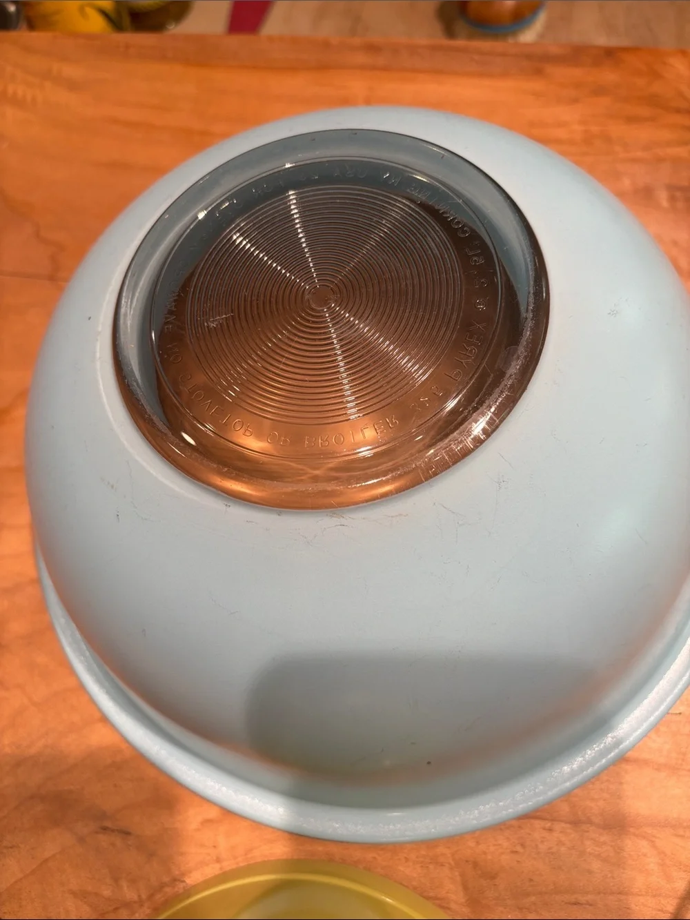 Pyrex Vintage Yellow and Light Blue Mixing Bowls with Patterned  Glass Bowl